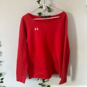 Loose fitting underarmour crewneck